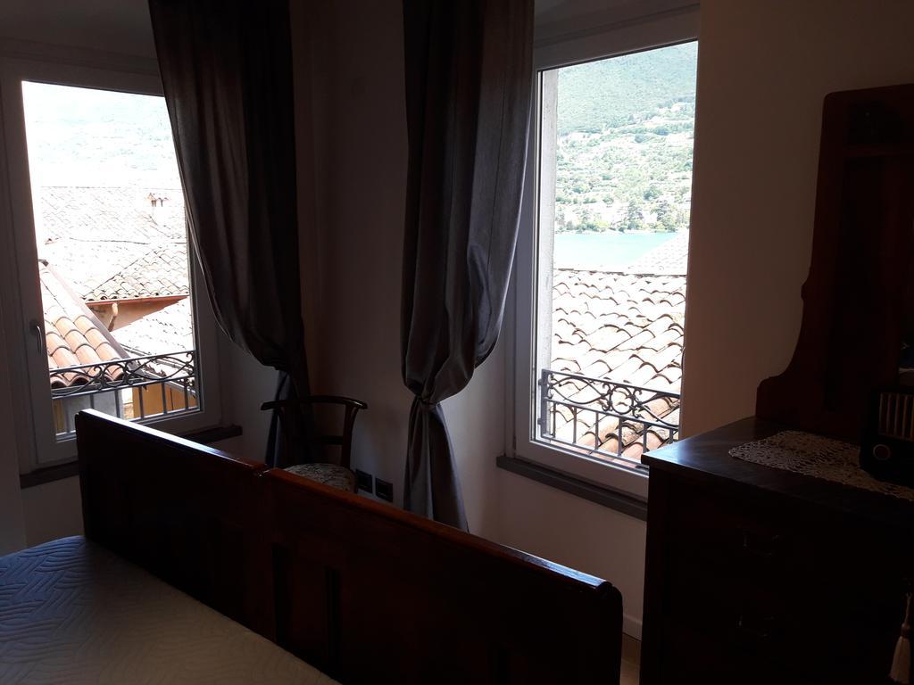 Residenza Borgo Antico Appartement Monte Isola Buitenkant foto