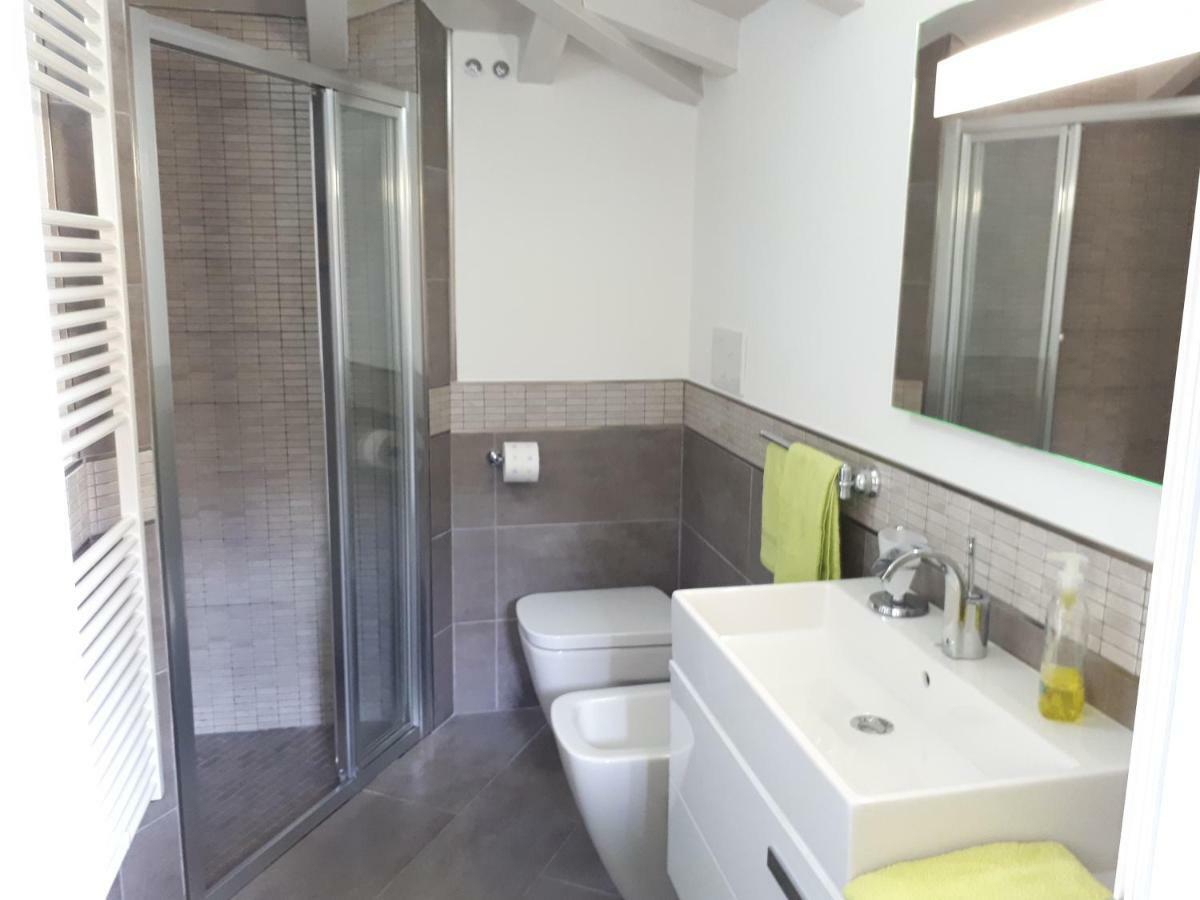 Residenza Borgo Antico Appartement Monte Isola Buitenkant foto