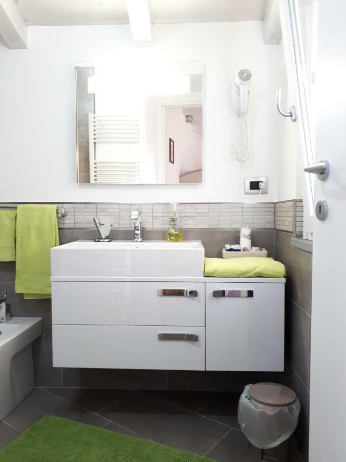 Residenza Borgo Antico Appartement Monte Isola Buitenkant foto